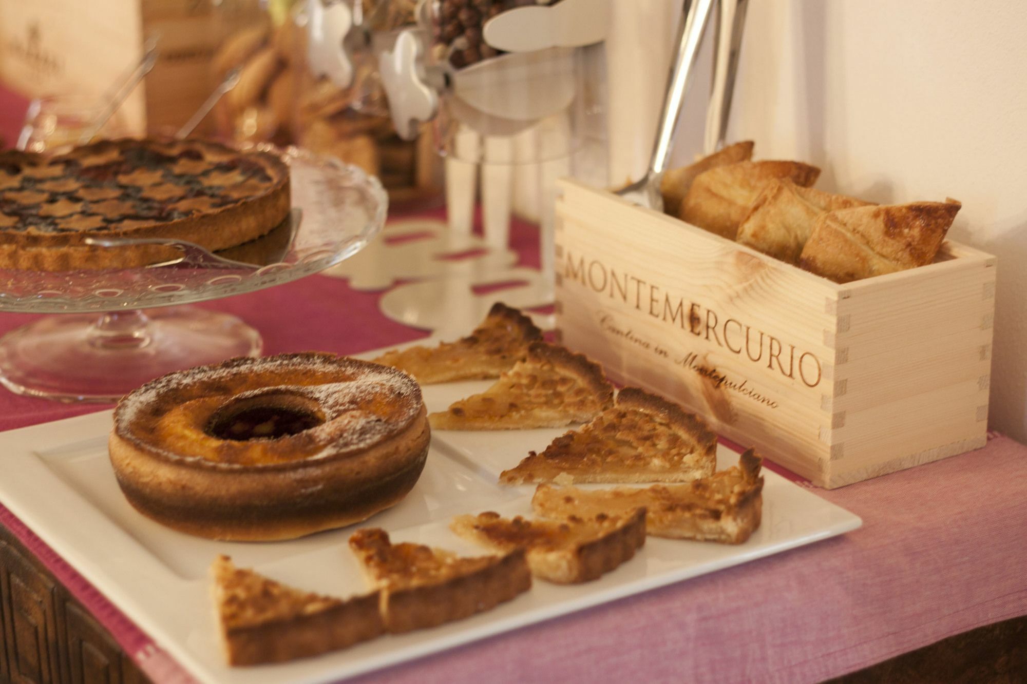 Fonte Gaia Experience Bed & Breakfast Siena Bagian luar foto