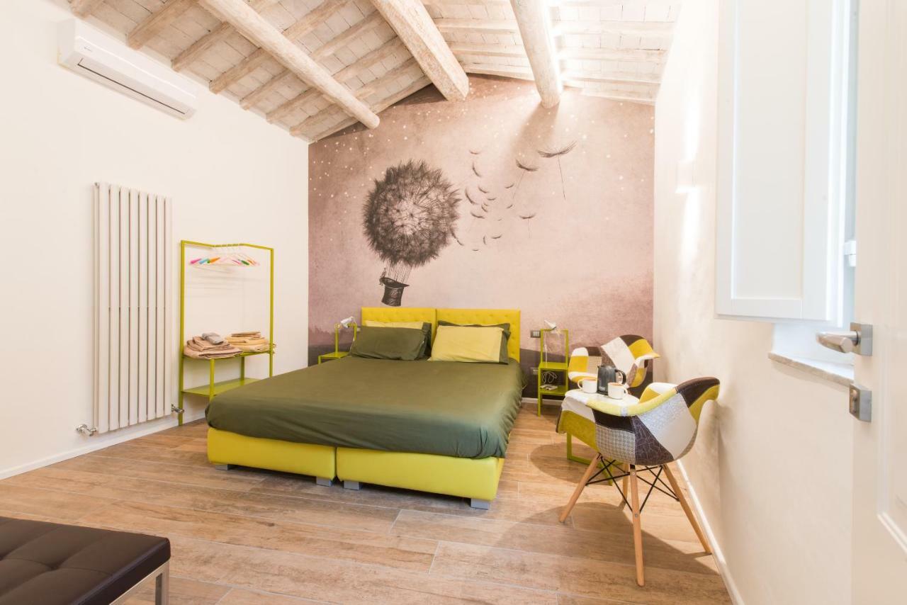 Fonte Gaia Experience Bed & Breakfast Siena Bagian luar foto